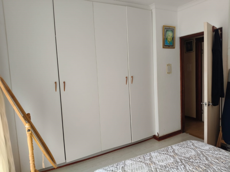 6 Bedroom Property for Sale in Paradise Beach Eastern Cape